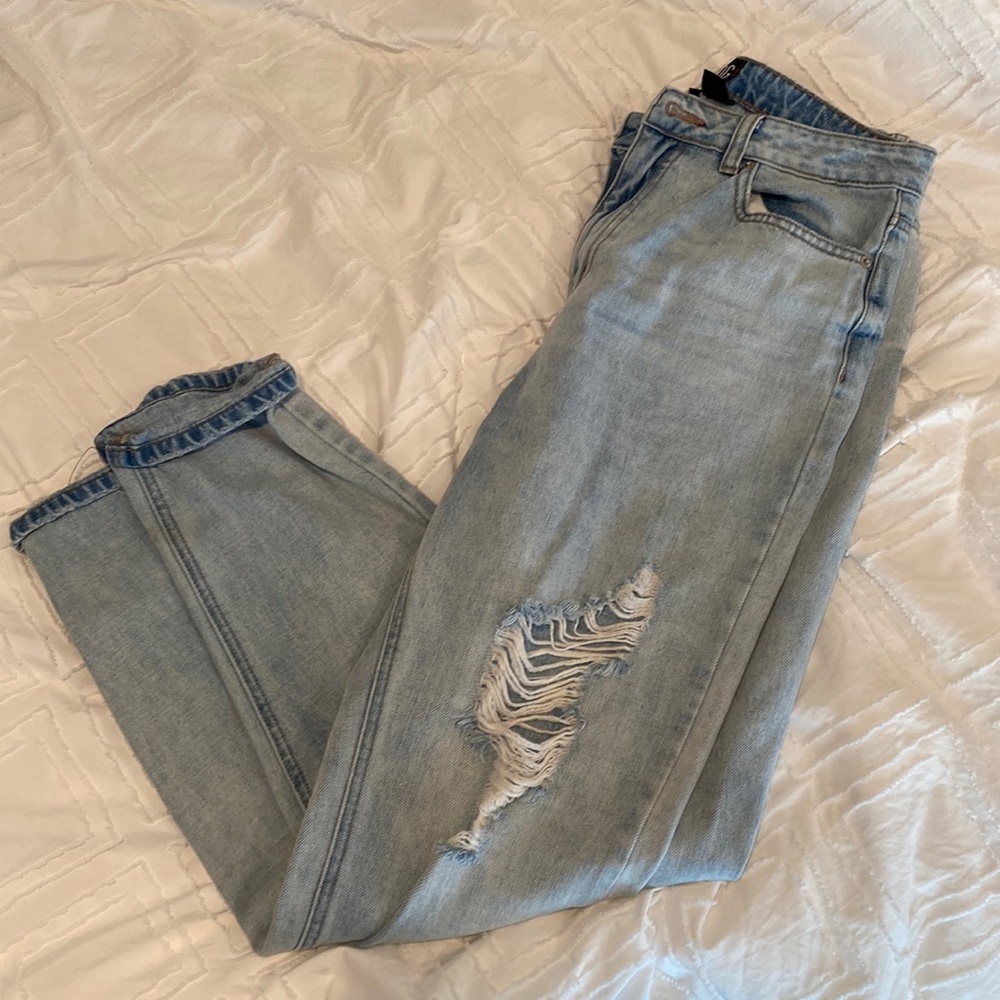 BDG- High rise mom jeans